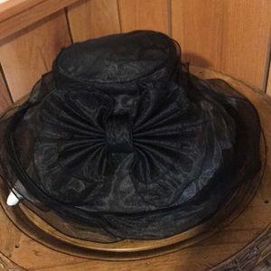 Plaza Suite New York Black polyester hat
